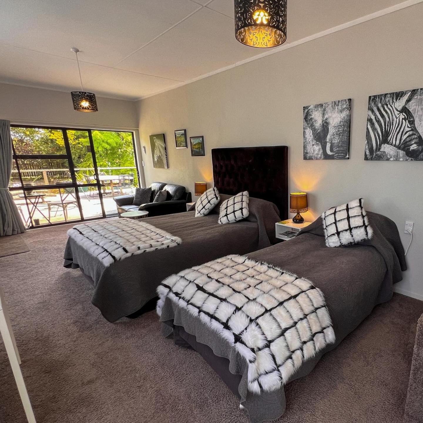 Swan House Bed and Breakfast Martinborough Esterno foto